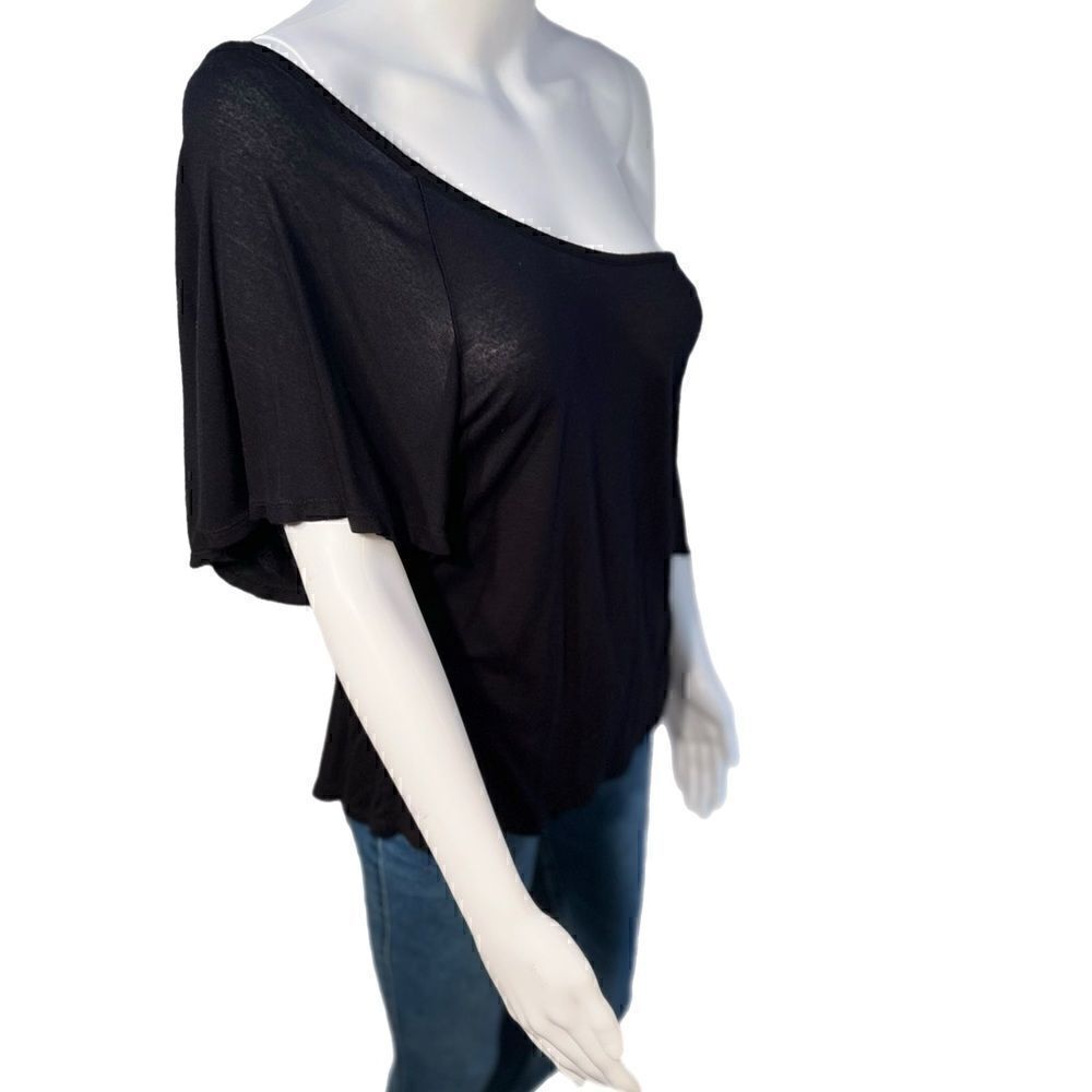 Sound & Matter Drapey Top - Picture 3 of 9